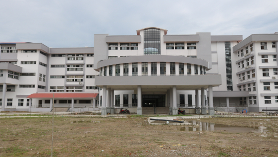 गेटामा ‘मेडिकल विश्वविद्यालय’ सञ्चालनको सुझाव दिँदै विज्ञ टोलीले सरकारलाई बुझायो प्रतिवेदन