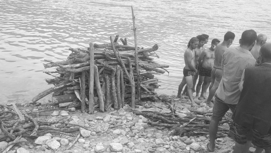 अछामका विनोद शाहीको अन्त्येष्टि