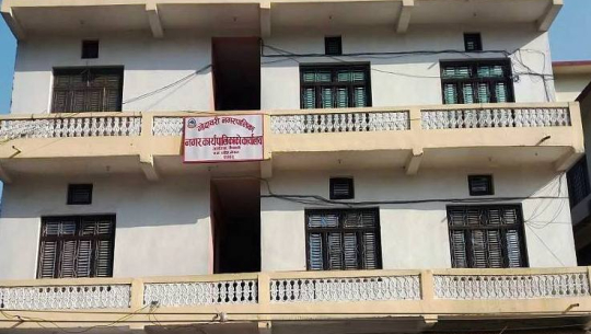 कैलालीमा डोजर किनेर जनप्रतिनिधिले ठेकेदारी गर्ने प्रवृत्ति बढ्दो