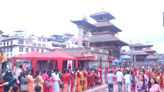 भाद्रकृष्ण अष्टमी: देशभरका श्रीकृष्णमन्दिरमा बिहानैदेखि भक्तजनको घुइँचो