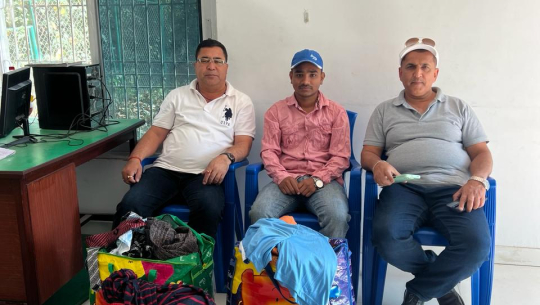 कपडा बैंकलाई काठमाण्डौंका श्रेष्ठबाट १०४ थान कपडा सहयोग