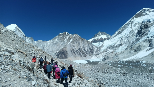 आसोजमा नौ हजार पर्यटक सगरमाथा क्षेत्र पुगे