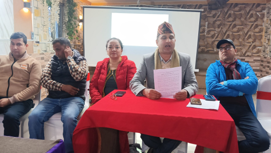  सुदूरपश्चिममा नागरिक घोषणापत्र : सुशासन र निष्पक्ष निर्वाचनमा जोड