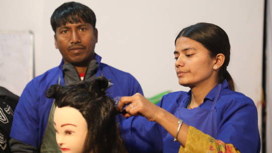 धनगढीको सिप मेलामा यूथ फाउन्डेसनले तीन सय ५० जनालाई तालिम दिदै