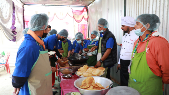 धनगढीको सिप मेलामा फास्ट फूडको तालिम लिनेहरू दैनिक चार हजार कमाउदै