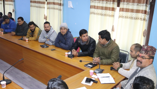 धनगढीका पर्यटकिय स्थल घुम्न निःशुल्क बस सेवा