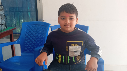 धनगढीको कपडा बैंकलाई २५ थान कपडा सहयोग