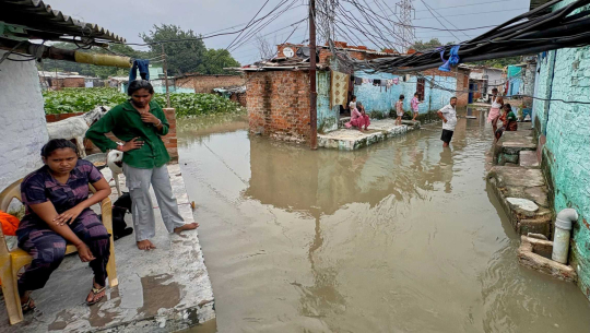 भारतमा बाढीपहिरोमा ६२ जनाको मृत्यु