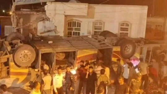 पाकिस्तानी तीर्थयात्री बोकेको बस दुर्घटना हुँदा इरानमा २८ जनाको मृत्यु