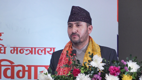 सञ्चार मन्त्री जगदीश खरेल राजीनामा दिँदै, रास्वपाबाट चुनाव लड्ने  