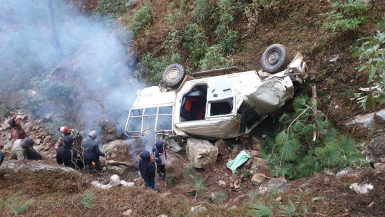 बैतडीमा जिप दुर्घटना हुदाँ दुई जना घाइते