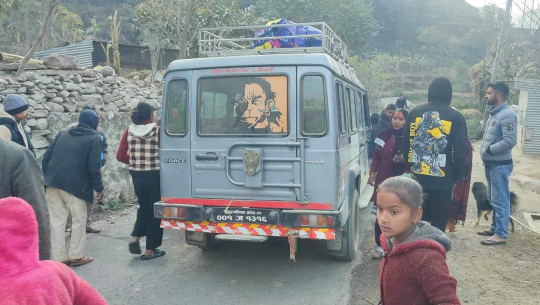 बझाङमा जिपको ठक्करबाट महिला घाइते