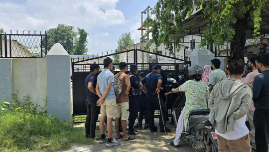 कैलाली कारागारमा घाइते ४४ जनाको कोरानाकालमा निर्माण गरिएको अस्पतालमा उपचार हुँदै
