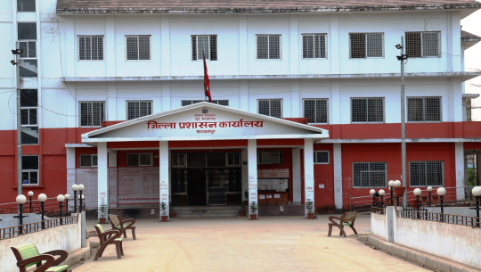 कञ्चनपुरको मालपोत, जिल्ला प्रशासन कार्यालय र यातायात ब्यवस्था कार्यालयबाट ७ जना पक्राउ