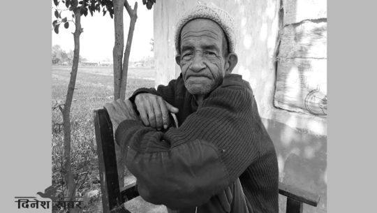 बैतडीमा परिवर्तनको लालटिन बाल्ने ‘लालटिन बाजे’, जो पूर्व प्रधानमन्त्री  चन्दलाई दिन्थे टक्कर