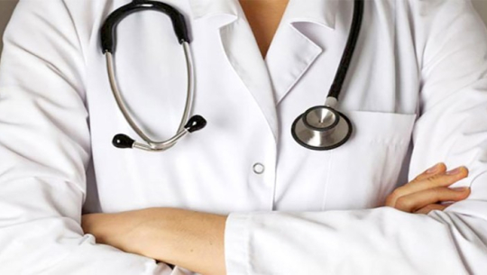 कोरोना उपचारमा खटिएका स्वास्थ्यकर्मीको करार अवधि थप्ने तयारी