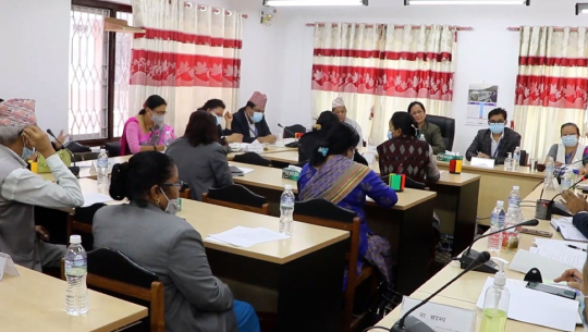 बालबालिकाका लागि खोप र क्वारेन्टिनको व्यवस्था गर्न निर्देशन