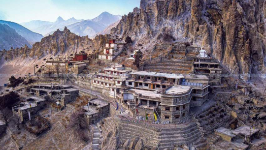 खोप र होटल बुकको प्रमाणका आधारमा मनाङ प्रवेश पाइने