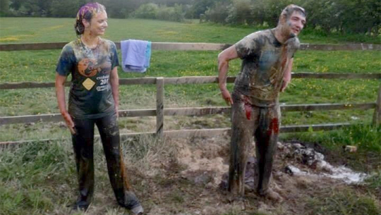 बिहे अगाडि बेहुला बेहुलीमाथि रुखमा बाँधेर कुहिएका गोलभेडा र अण्डाले हानियो