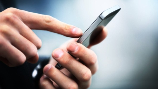 डोटीमा ६ दिनदेखि अवरुद्ध फोन र विद्युत् सेवा सञ्चालन