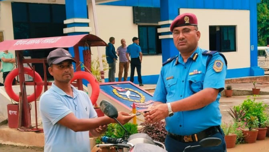 धनगढीमा चोरी गरिएको मोटरसाइकल फेला