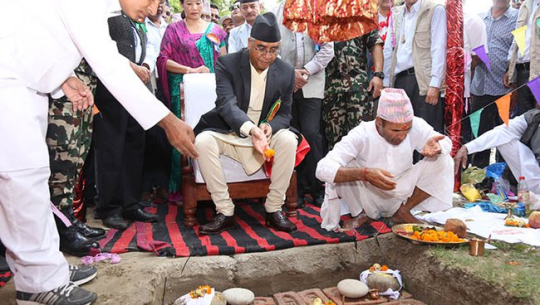 महाकालीमा पुल निर्माणको एक वर्ष वित्दा पनि गति सुस्त (अडियो सहित)