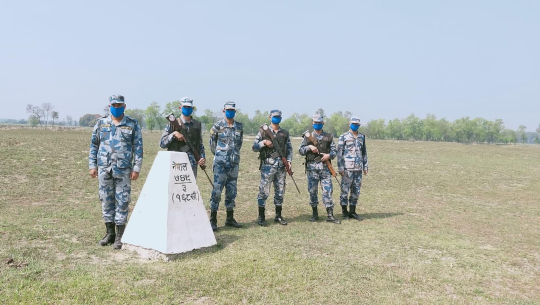 कैलालीमा सीमाको आवागमन रोक्न सशस्त्र प्रहरी परिचालन