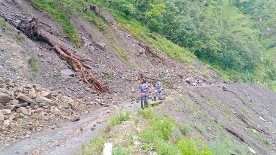 Incessant rainfall leaves roads in worst condition, over a dozen houses at risk