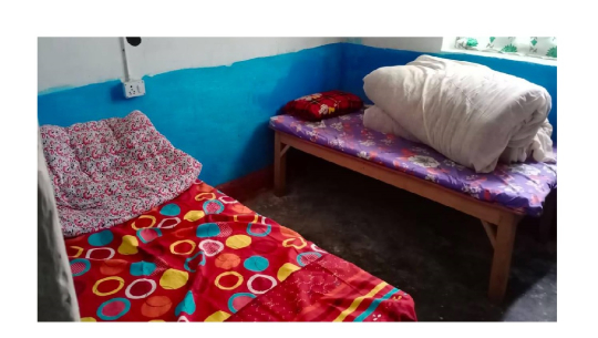 बाजुराको आइसोलेसन कक्षः न चिकित्सक, न उपकरण