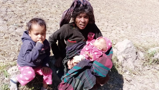 बजुरामा गाउंपालिकाका अध्यक्ष शाहीद्वारा अलपत्र बालबालिकाको उद्धार