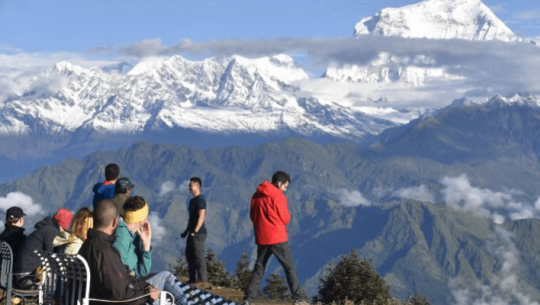 भिसा सकिएका पर्यटक आफ्नो देश फर्कन् मानेनन्