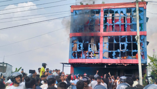 सुदूरपश्चिमका पूर्व मुख्यमन्त्री रावलको घरमा पनि तोडफोड र आगजनी  