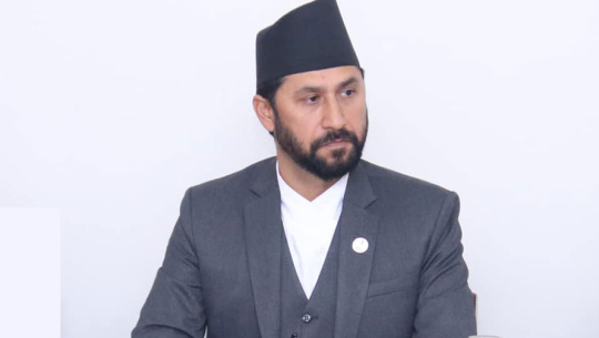 रवि लामिछानेले वारेसमार्फत चितवन-२ मा उम्मेदवारी दर्ता गरे