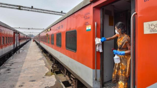 15 pairs of trains from New Delhi station to start from May 15