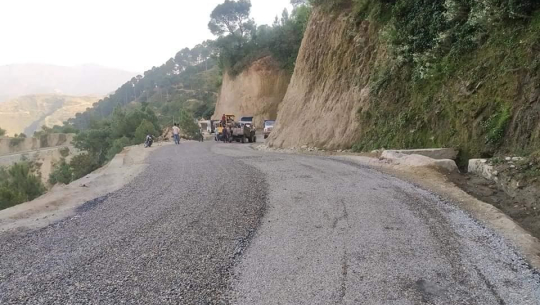 सहजपुर–बोगटान सडक कालोपत्रेको काम ८० प्रतिशत पूरा