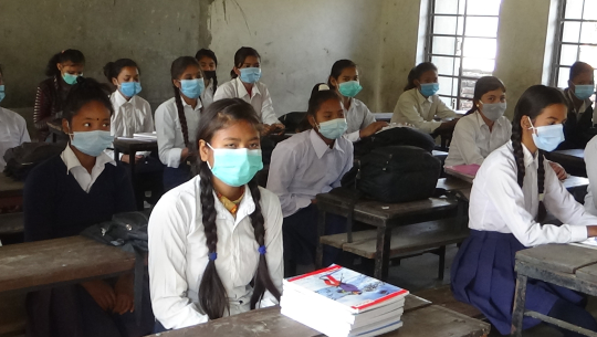 धनगढीका विद्यालयमा पठनपाठन सुरु भएपनि कोरोनाको त्रास कायमै