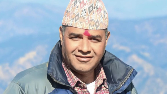 डडेल्धुरामा ३४ वर्षे कांग्रेस विरासत तोडेका जोशीको यात्राः शिक्षकदेखि सांसदसम्म