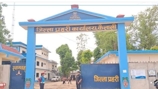 धनगढीबाट भन्सार छलीका ५६ हजारको सामान बरामद