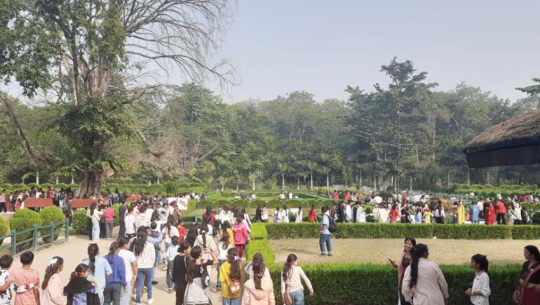 Tikapur park welcomes over 14,000 visitors in a single day, earns Rs 8 lakh in revenue