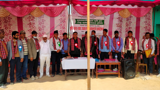 कञ्चनपुरका उखु कृषकलाई अनुदानमा कृषि यन्त्र वितरण