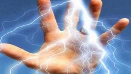 Tragic Electrocution Incident Claims the Life of a Teenage Girl in Baitadi