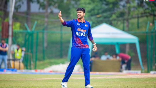 सन्दीपले लिए सलमानको विकेट