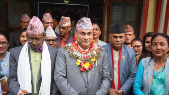 मुख्यमन्त्री शाहले विश्वासको मत लिने कार्यक्रममा ७ सांसद अनुपस्थित