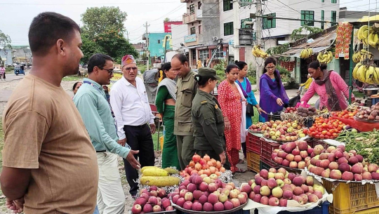 कैलालीको गोदावरी नगरपालिका प्लास्टिकको प्रतिबन्धमा कडाइ गर्दै
