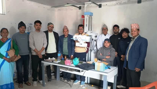 बैतडीको पुर्चौडीले हाट स्वास्थ्य चौकीबाट २४ सैं घण्टा उपचार सेवा दिँदै