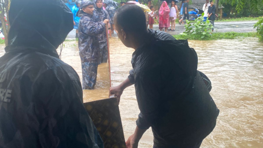 डुबानमा परेको परिवारको उद्धार