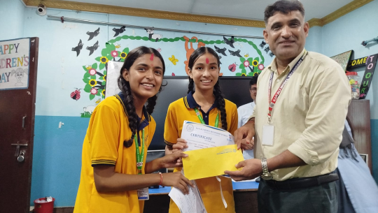 कैलाली मोडेल स्कूलद्धारा आयोजित हाजिरीजवाफ प्रतियोगितामा एरिष्टो स्कूल प्रथम