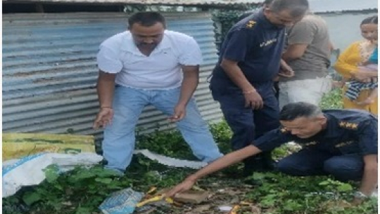 दोधारा चाँदनीमा एक लाख मूल्य बराबरका पटाका बरामद गरी नष्ट