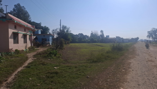 धनगढी-८ को मुस्कान टोलमा करिब एक किलोमिटर सडक व्यक्तिको कब्जामा