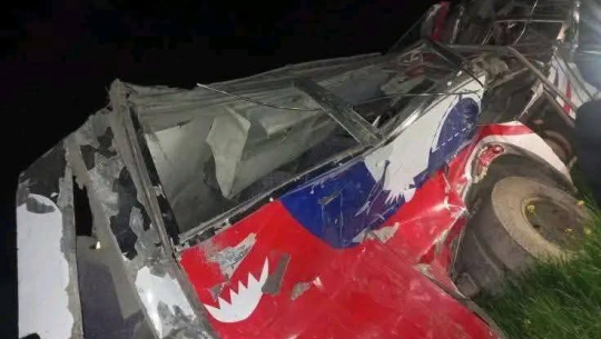 बैतडीमा बस दुर्घटना: मृतको संख्या १३ जना पुग्यो